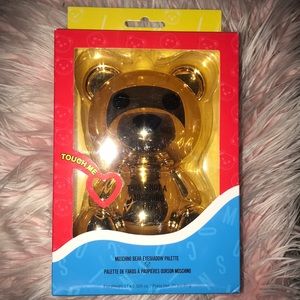 MOSCHINOxSEPHORA bear eyeshadow palette